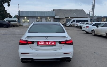 Mercedes-Benz E-Класс, 2021 год, 5 800 000 рублей, 4 фотография
