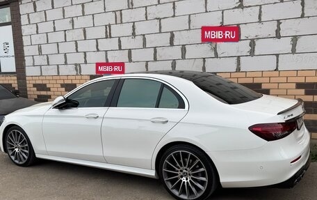 Mercedes-Benz E-Класс, 2021 год, 5 800 000 рублей, 10 фотография