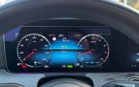 Mercedes-Benz E-Класс, 2021 год, 5 800 000 рублей, 29 фотография