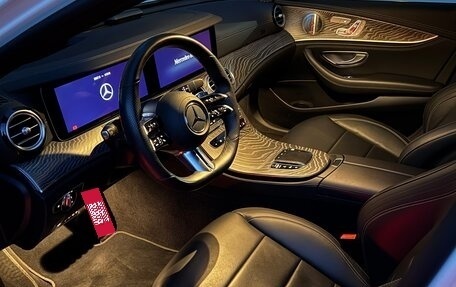 Mercedes-Benz E-Класс, 2021 год, 5 800 000 рублей, 30 фотография