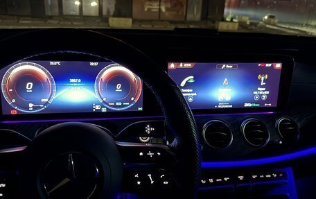 Mercedes-Benz E-Класс, 2021 год, 5 800 000 рублей, 32 фотография