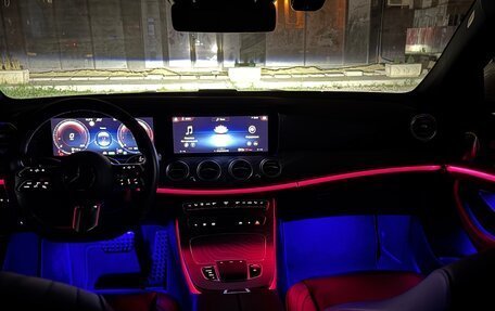 Mercedes-Benz E-Класс, 2021 год, 5 800 000 рублей, 34 фотография