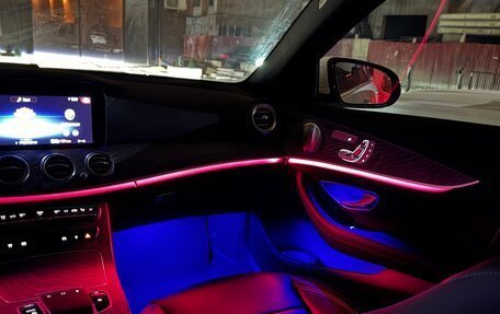 Mercedes-Benz E-Класс, 2021 год, 5 800 000 рублей, 35 фотография