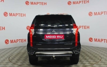 Mitsubishi Pajero Sport III рестайлинг, 2016 год, 2 300 000 рублей, 6 фотография