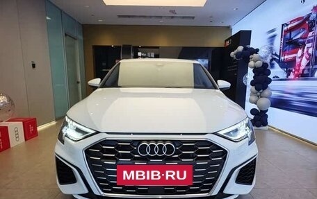 Audi A3, 2024 год, 2 350 000 рублей, 2 фотография