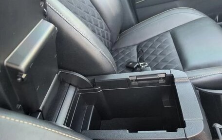 Toyota Harrier, 2019 год, 2 234 000 рублей, 16 фотография