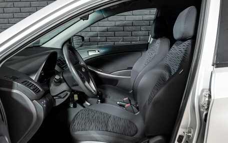 Hyundai Solaris II рестайлинг, 2016 год, 830 000 рублей, 10 фотография