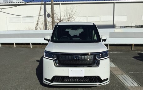 Honda Stepwgn, 2022 год, 2 349 000 рублей, 2 фотография