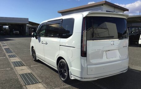 Honda Stepwgn, 2022 год, 2 349 000 рублей, 6 фотография