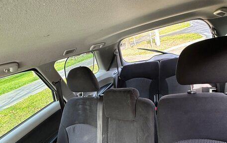 Mitsubishi Grandis, 2008 год, 400 000 рублей, 17 фотография