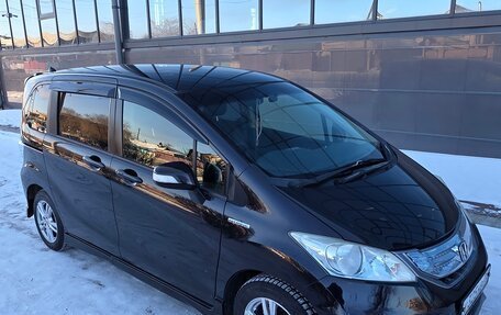 Honda Freed I, 2012 год, 1 050 000 рублей, 3 фотография