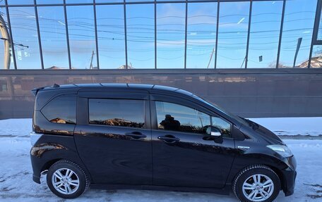 Honda Freed I, 2012 год, 1 050 000 рублей, 5 фотография