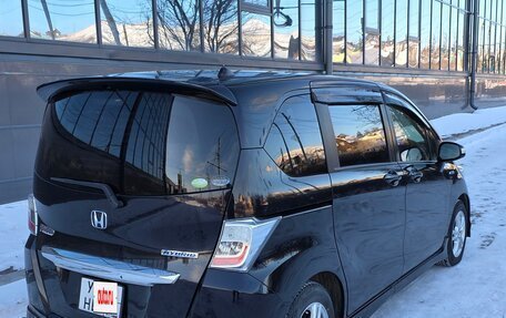 Honda Freed I, 2012 год, 1 050 000 рублей, 7 фотография