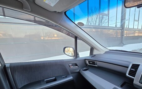 Honda Freed I, 2012 год, 1 050 000 рублей, 17 фотография