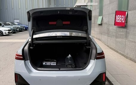 BMW 5 серия, 2024 год, 6 658 083 рублей, 6 фотография