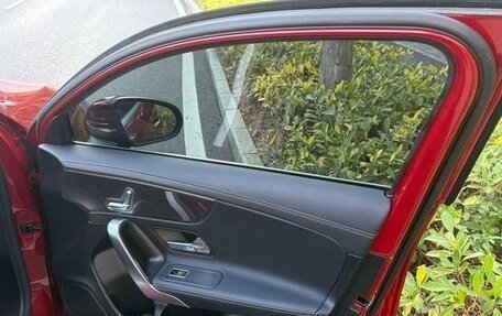 Mercedes-Benz A-Класс, 2021 год, 1 900 000 рублей, 17 фотография