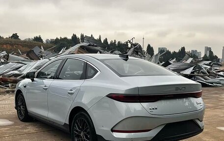 BYD Qin, 2025 год, 1 870 000 рублей, 6 фотография