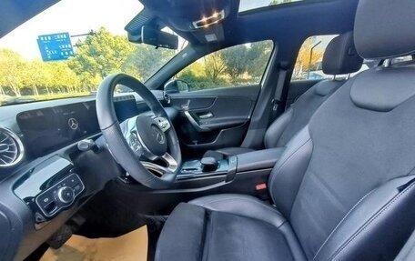 Mercedes-Benz A-Класс, 2021 год, 1 900 000 рублей, 9 фотография