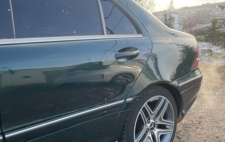 Mercedes-Benz C-Класс, 2004 год, 725 000 рублей, 11 фотография