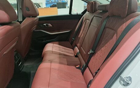 BMW 3 серия, 2025 год, 5 950 000 рублей, 14 фотография