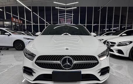 Mercedes-Benz A-Класс, 2022 год, 2 356 000 рублей, 3 фотография