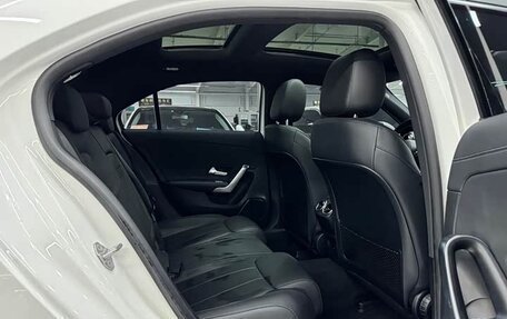 Mercedes-Benz A-Класс, 2022 год, 2 356 000 рублей, 15 фотография