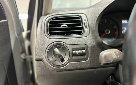 Volkswagen Polo VI (EU Market), 2017 год, 1 265 000 рублей, 19 фотография