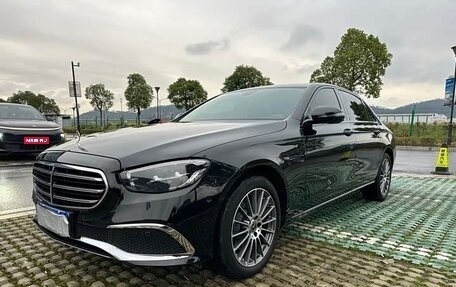 Mercedes-Benz E-Класс, 2023 год, 5 000 999 рублей, 1 фотография