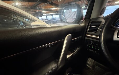 Toyota Land Cruiser 200, 2012 год, 4 250 000 рублей, 13 фотография