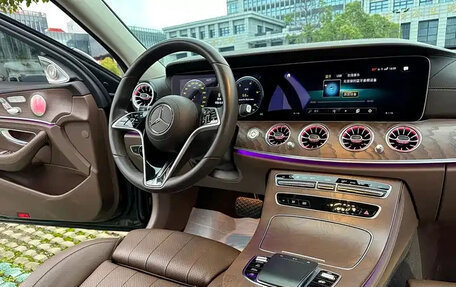 Mercedes-Benz E-Класс, 2023 год, 5 000 999 рублей, 14 фотография