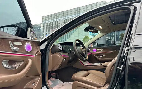 Mercedes-Benz E-Класс, 2023 год, 5 000 999 рублей, 15 фотография