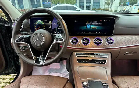 Mercedes-Benz E-Класс, 2023 год, 5 000 999 рублей, 11 фотография