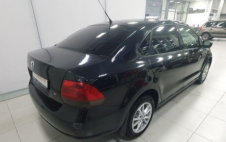 Volkswagen Polo VI (EU Market), 2011 год, 580 000 рублей, 3 фотография