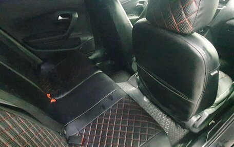 Volkswagen Polo VI (EU Market), 2011 год, 580 000 рублей, 12 фотография