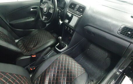 Volkswagen Polo VI (EU Market), 2011 год, 580 000 рублей, 11 фотография