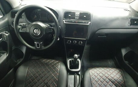 Volkswagen Polo VI (EU Market), 2011 год, 580 000 рублей, 10 фотография
