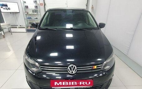 Volkswagen Polo VI (EU Market), 2011 год, 580 000 рублей, 2 фотография