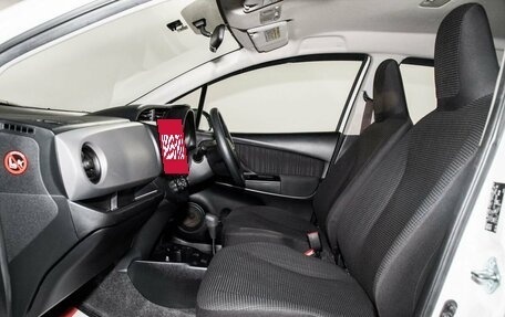 Toyota Vitz, 2016 год, 950 000 рублей, 6 фотография