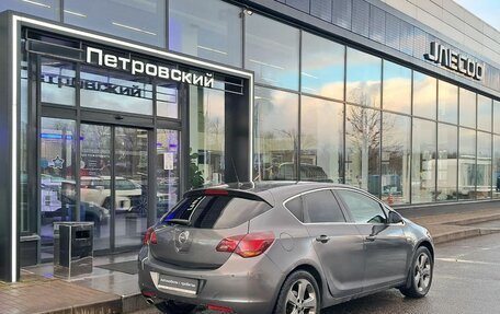 Opel Astra J, 2011 год, 525 000 рублей, 6 фотография