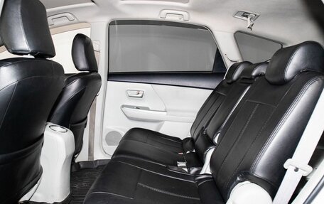 Toyota Prius Alpha I (ZVW40/41), 2012 год, 1 199 000 рублей, 7 фотография