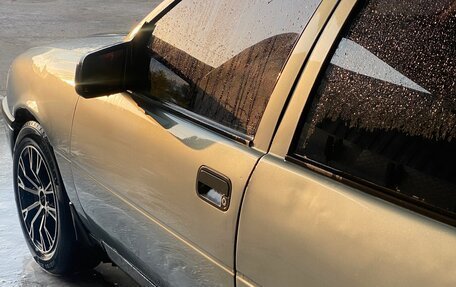 Opel Vectra A, 1989 год, 150 000 рублей, 10 фотография