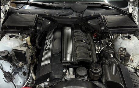 BMW 5 серия, 1998 год, 500 000 рублей, 18 фотография