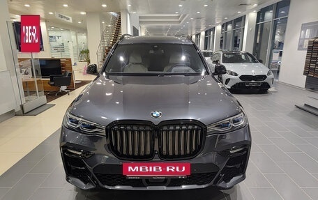 BMW X7, 2019 год, 9 950 000 рублей, 2 фотография