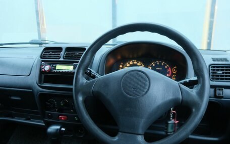 Suzuki Swift II, 2002 год, 329 000 рублей, 10 фотография