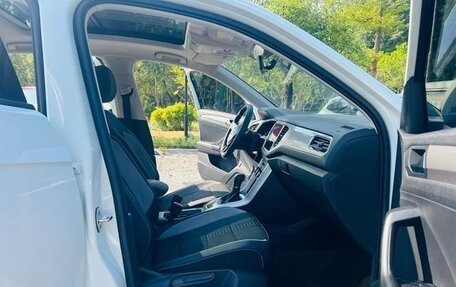 Volkswagen T-Roc I, 2022 год, 1 550 000 рублей, 10 фотография