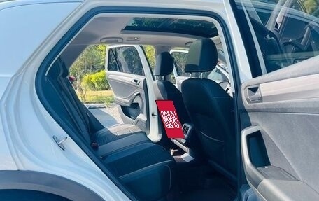 Volkswagen T-Roc I, 2022 год, 1 550 000 рублей, 9 фотография