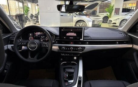 Audi A4, 2022 год, 2 150 000 рублей, 10 фотография