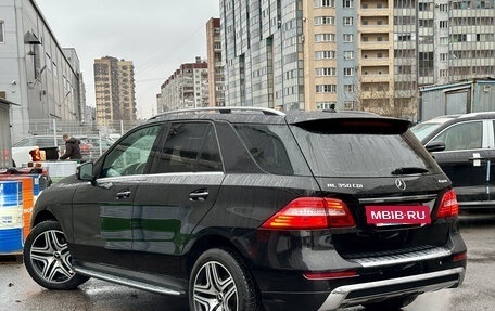 Mercedes-Benz M-Класс, 2013 год, 2 049 000 рублей, 4 фотография