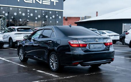 Toyota Camry, 2017 год, 2 140 000 рублей, 4 фотография