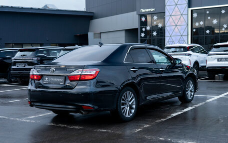 Toyota Camry, 2017 год, 2 140 000 рублей, 5 фотография